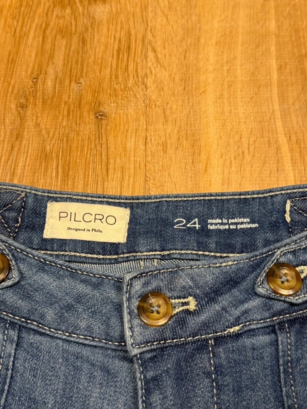 Pilcro Tower Flare Jeans Size 24 Mid-Rise Wide Leg Blue Denim Anthropologie - Picture 5 of 10